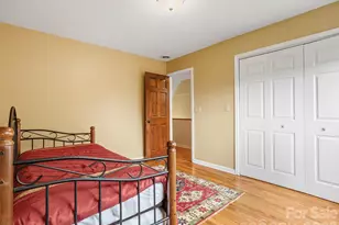 317 Robertson St, Burnsville, NC 28714 - Photo 30