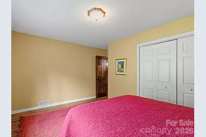 317 Robertson Street, Burnsville, NC 28714 - Photo 32