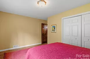 317 Robertson St, Burnsville, NC 28714 - Photo 32
