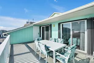 1013 Carolina Beach Ave N, Carolina Beach, NC 28428 - Photo 2