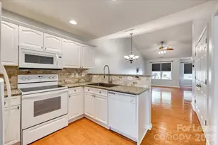 2052 Shady Pond Dr, Clover, SC 29710 - Photo 10