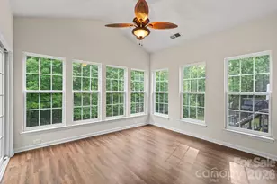 10211 Rivendell Ln, Charlotte, NC 28269 - Photo 16