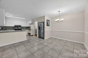 2713 Kilborne Dr, Charlotte, NC 28205 - Photo 6