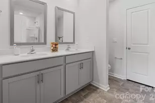 26 Caroline Vly Ln, Hendersonville, NC 28792 - Photo 8