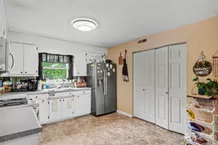 888 Sunbeam Dr, Lincolnton, NC 28092 - Photo 8