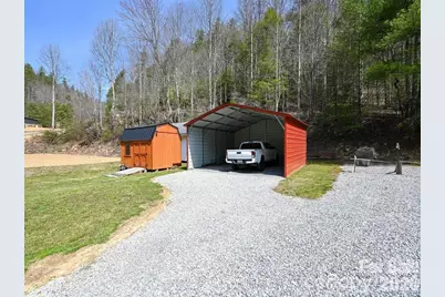 7530 Nc 208 Highway, Marshall, NC 28753 - Photo 34