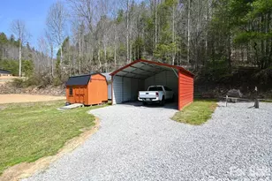 7530 Nc 208 Hwy, Marshall, NC 28753 - Photo 34