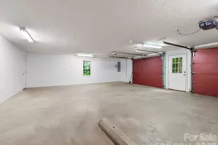 37 Leatherwood Dr, Candler, NC 28715 - Photo 34