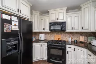 192 Carolina Dr, Cherryville, NC 28021 - Photo 20