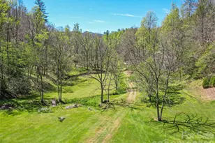 647 Indian Springs Rd, Clyde, NC 28721 - Photo 28