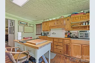 647 Indian Springs Road, Clyde, NC 28721 - Photo 16