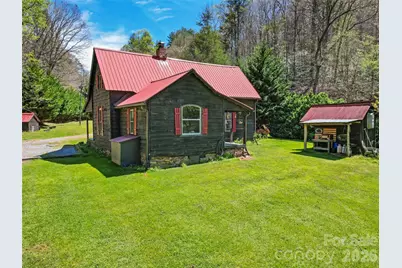 647 Indian Springs Road, Clyde, NC 28721 - Photo 8