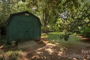 434 Blairmore Dr, Charlotte, NC 28211 - Photo 24
