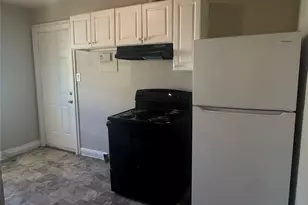 2021 Lasalle St, Charlotte, NC 28216 - Photo 4