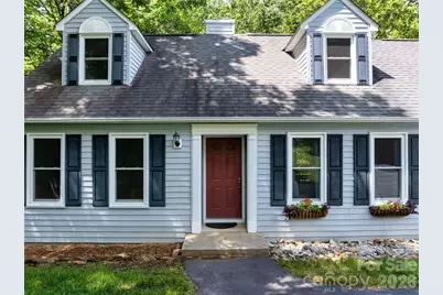 18 Tarragon Place, Flat Rock, NC 28731 - Photo 4