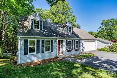 18 Tarragon Place, Flat Rock, NC 28731 - Photo 2