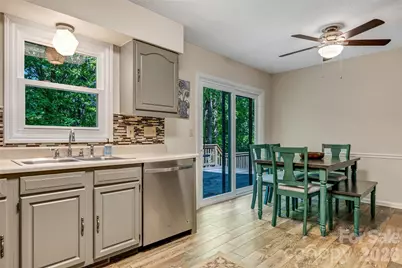 18 Tarragon Place, Flat Rock, NC 28731 - Photo 12