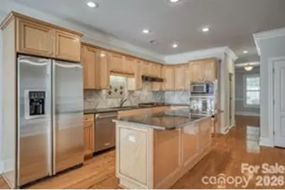 439 Ohenry Avenue, Davidson, NC 28036 - Photo 2