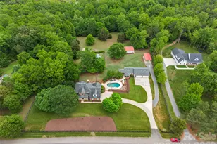 1125 Saddle Dr, York, SC 29745 - Photo 2