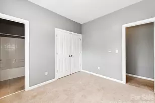 13223 Ashley Meadow Dr, Charlotte, NC 28213 - Photo 36