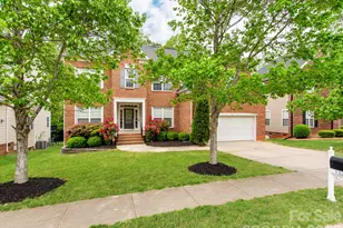 13223 Ashley Meadow Dr, Charlotte, NC 28213 - Photo 2