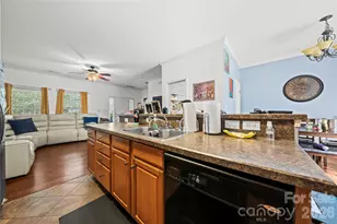 17732 Caldwell Track Dr, Cornelius, NC 28031 - Photo 6