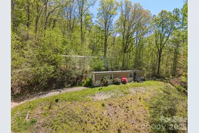290 Hookers Gap Road, Candler, NC 28715 - Photo 14
