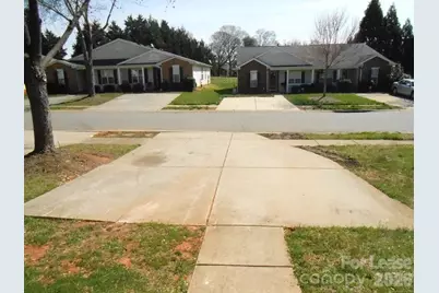 5325 Harris Cove Drive, Charlotte, NC 28269 - Photo 14