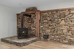 209 Ivy Hill Rd, Hendersonville, NC 28792 - Photo 20