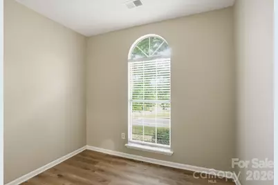 7200 Daerwood Place, Charlotte, NC 28215 - Photo 26