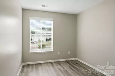 7200 Daerwood Place, Charlotte, NC 28215 - Photo 22