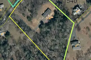 398 Dogwood Dr, Bakersville, NC 28705 - Photo 2