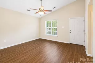 3024 Dairy Farm Dr, Monroe, NC 28110 - Photo 2