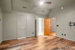 180 Canaday Dr, Brevard, NC 28712 - Photo 36