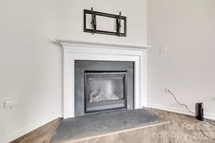 3513 Sycamore Xing Ct, Mount Holly, NC 28120 - Photo 8