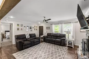 412 Mullinax Cir, Blacksburg, SC 29702 - Photo 6