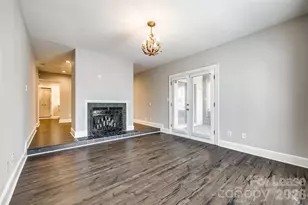 2220 Roswell Ave, Charlotte, NC 28207 - Photo 12