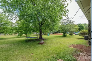 3886 Clay St, Claremont, NC 28610 - Photo 6