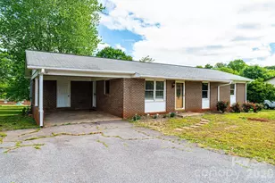 3886 Clay St, Claremont, NC 28610 - Photo 2
