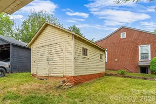 117 North St, Morganton, NC 28655 - Photo 18