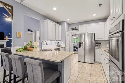 10501 Olde Irongate Lane, Mint Hill, NC 28227 - Photo 8