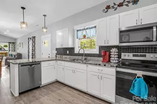 78 Ashley Ct, Mill Spring, NC 28756 - Photo 16