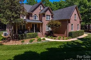 4608 Water Oak Dr, Lake Wylie, SC 29710 - Photo 2