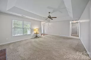 11331 Mendora Dr, Charlotte, NC 28215 - Photo 10