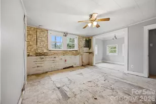 712 Conley Pl NW, Lenoir, NC 28645 - Photo 6