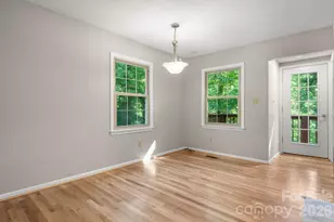3840 Cherry Grove Dr, Hickory, NC 28602 - Photo 22