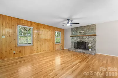 3840 Cherry Grove Drive, Hickory, NC 28602 - Photo 24