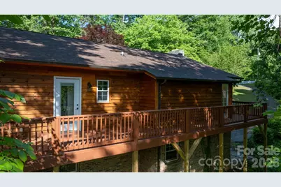 3840 Cherry Grove Drive, Hickory, NC 28602 - Photo 36