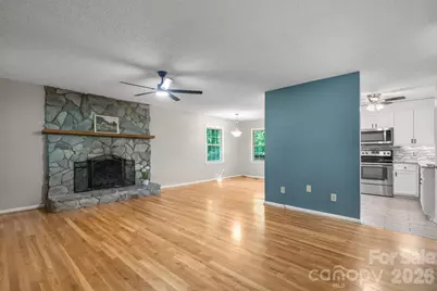 3840 Cherry Grove Drive, Hickory, NC 28602 - Photo 20