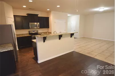 7226 Agava Lane, Charlotte, NC 28215 - Photo 4